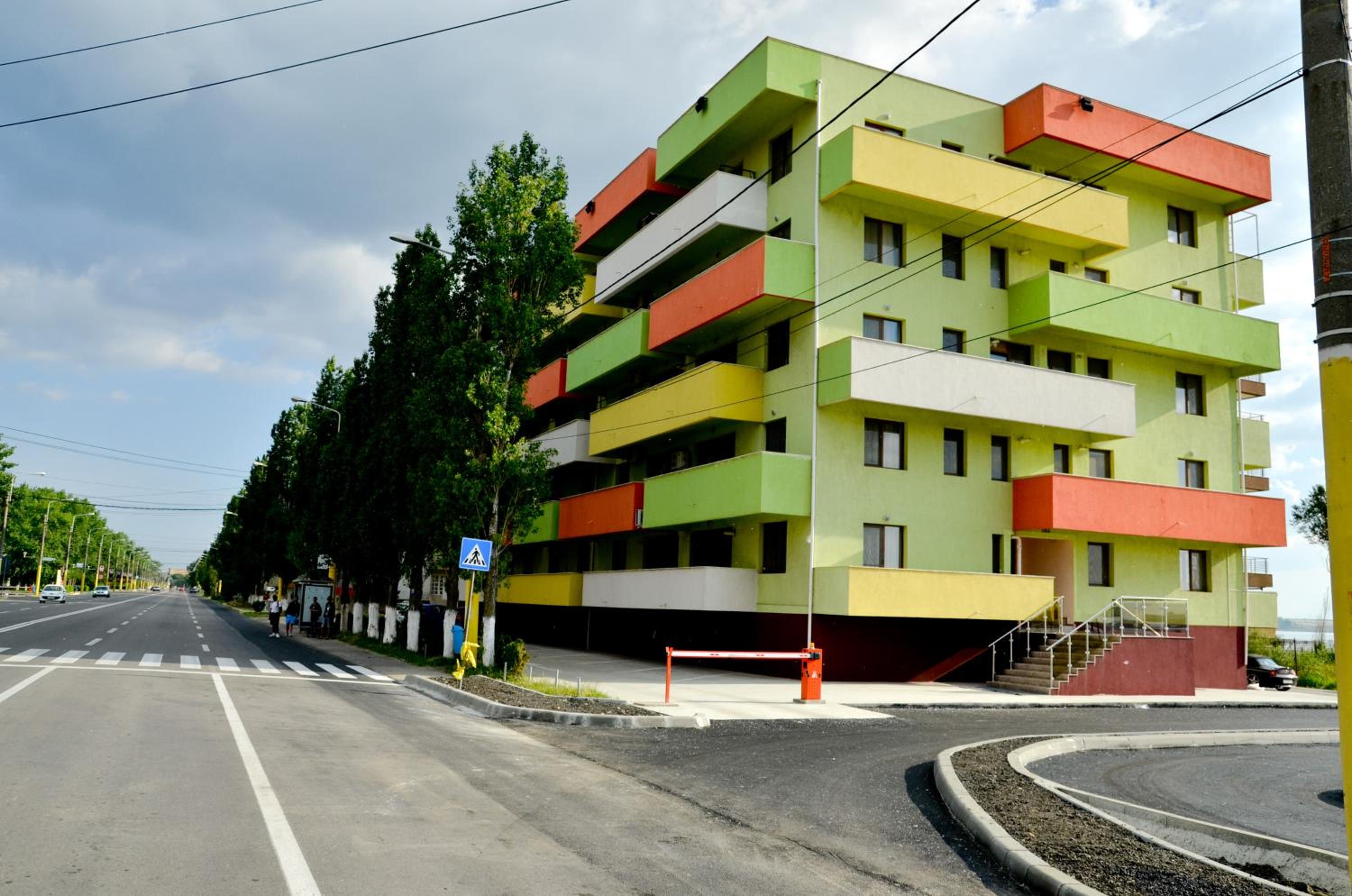 Arlequin Apartments Mamaia