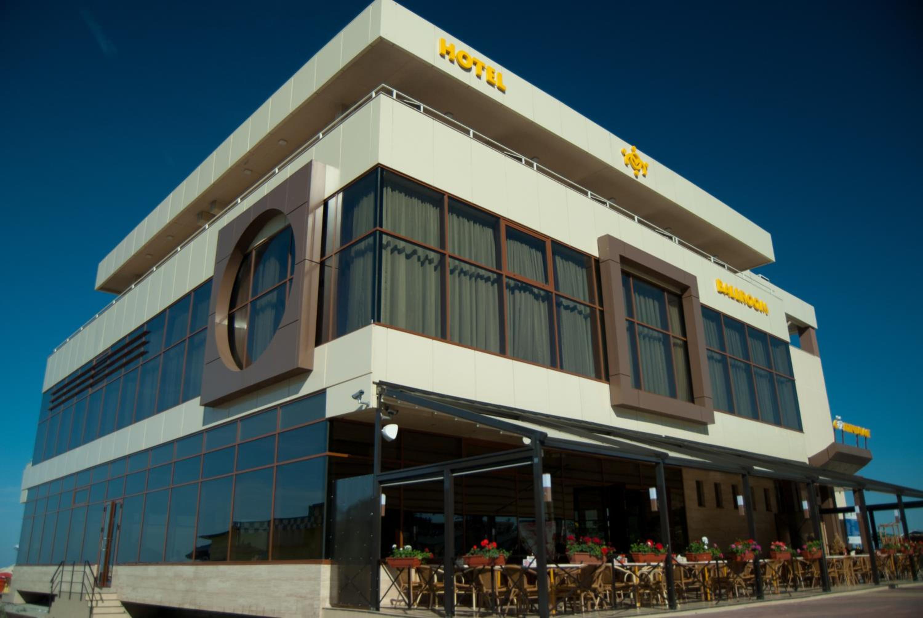 Golden Palace Ballroom