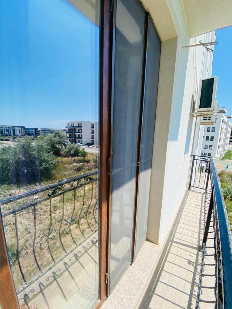 Aquazure Residence