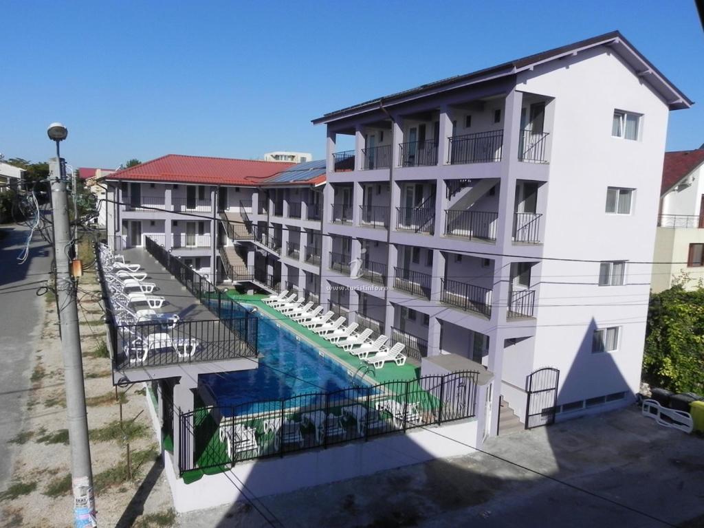 Pensiunea La Castel Costinesti