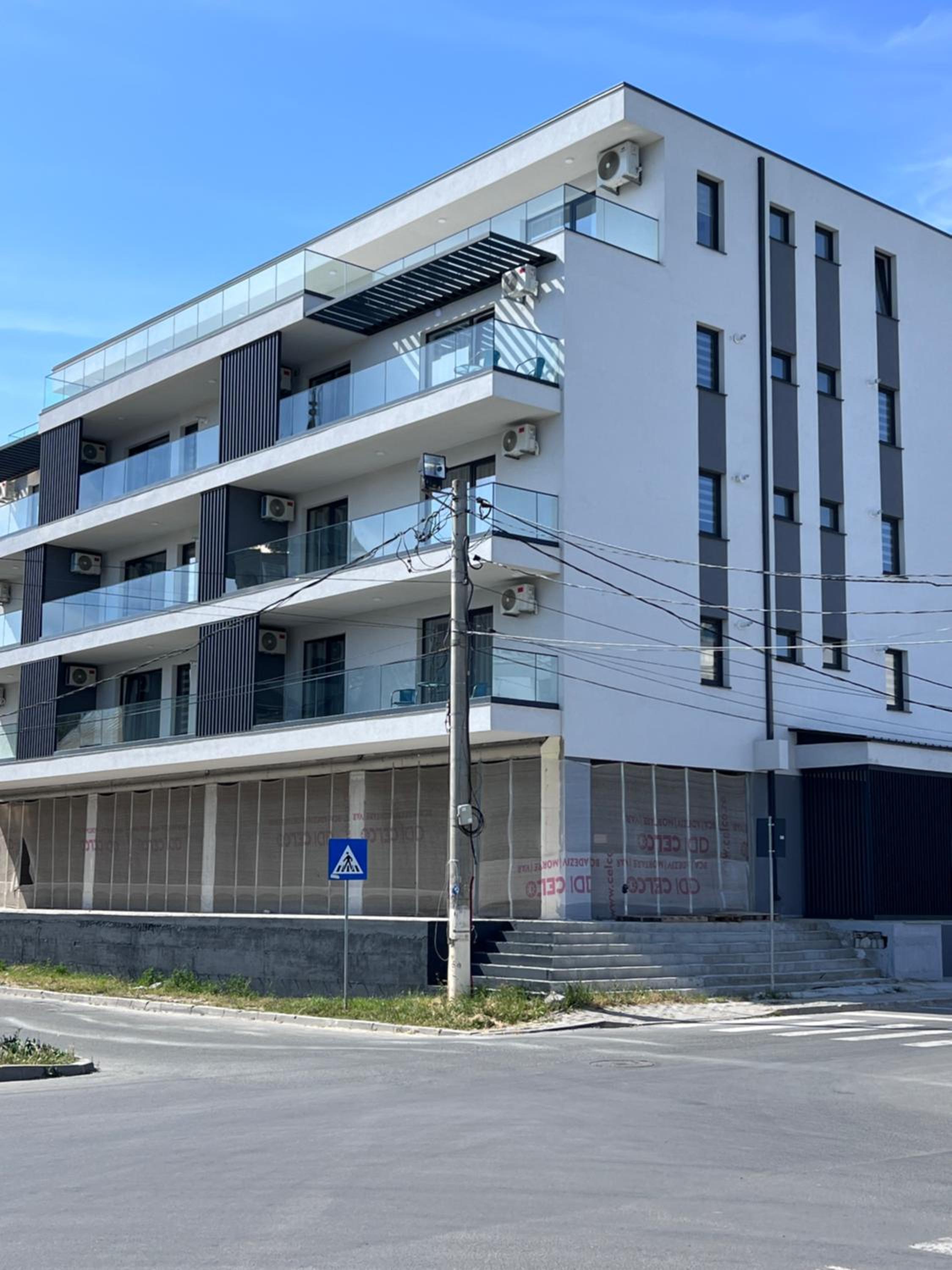 MNA Apartments